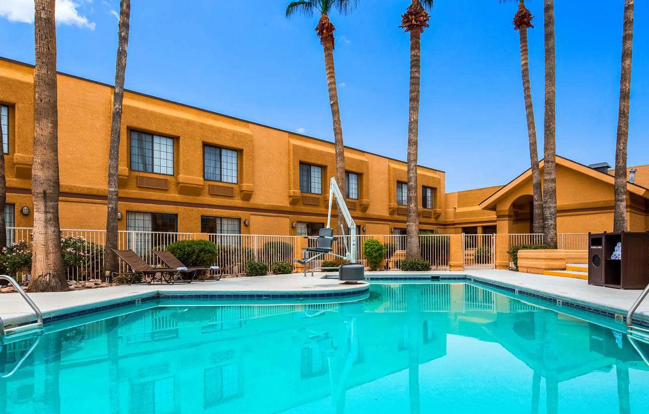 Best Western Green Valley Inn Εξωτερικό φωτογραφία