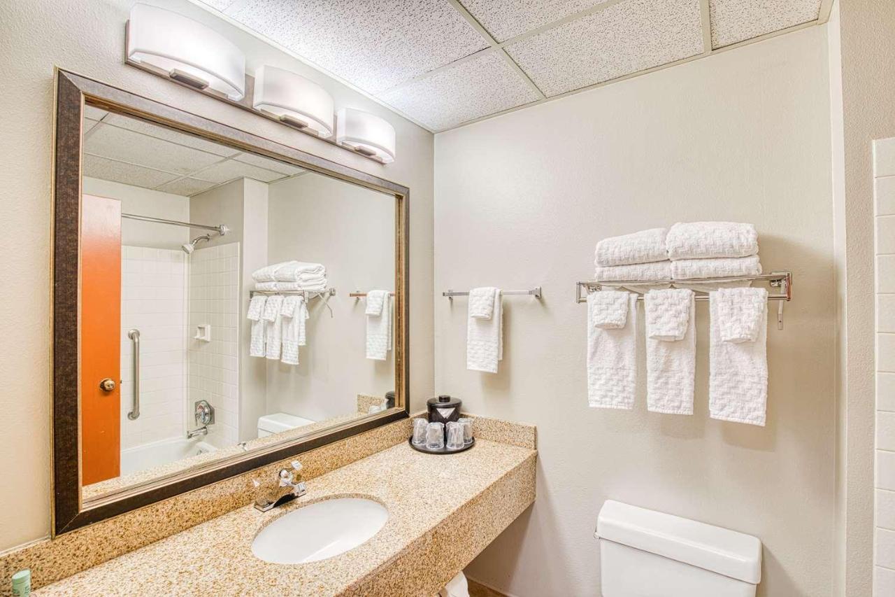 Best Western Green Valley Inn Εξωτερικό φωτογραφία